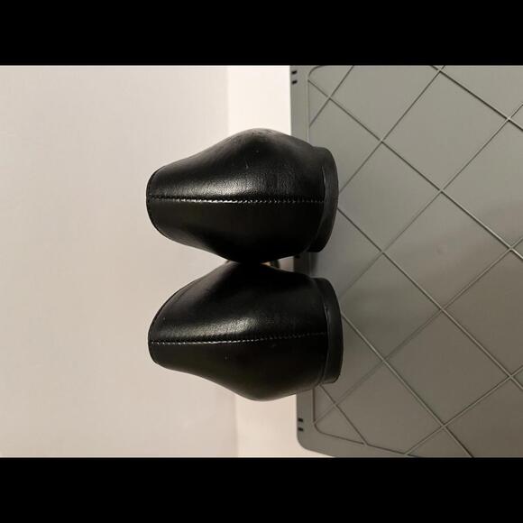 Women’s Naturalizer Black Tamara Pointed Toe Flat Size 7 - Picture 4 of 6